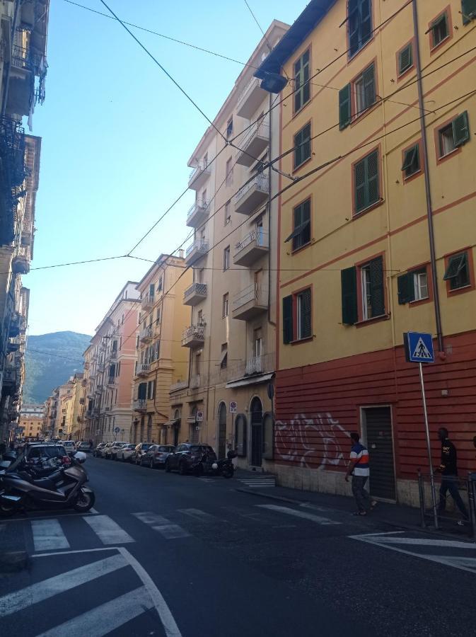 A La Gare Daire La Spezia Dış mekan fotoğraf