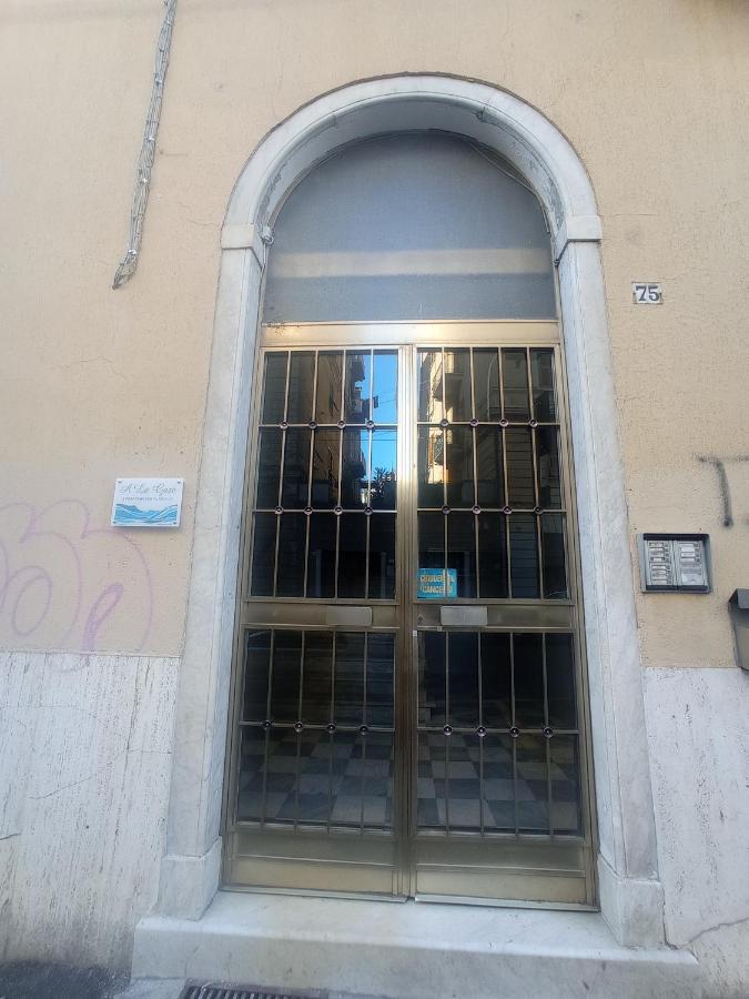 A La Gare Daire La Spezia Dış mekan fotoğraf